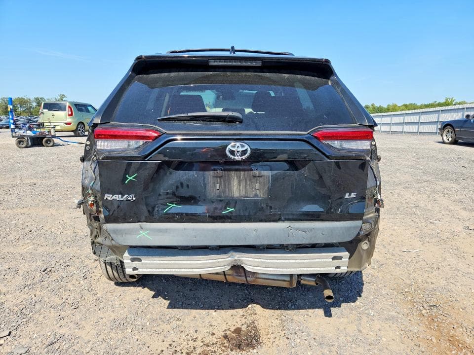 2020 TOYOTA RAV4 LE 6