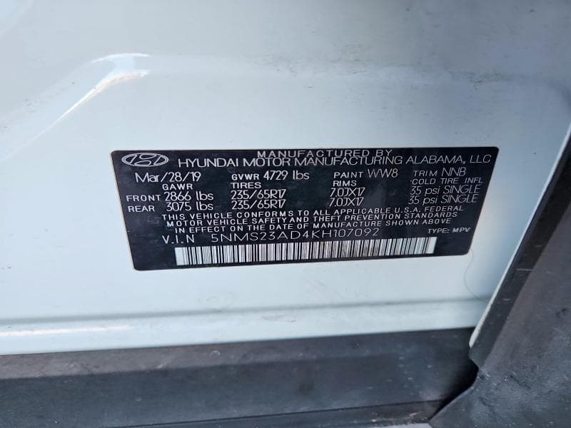 2019 HYUNDAI SANTA FE SE 13