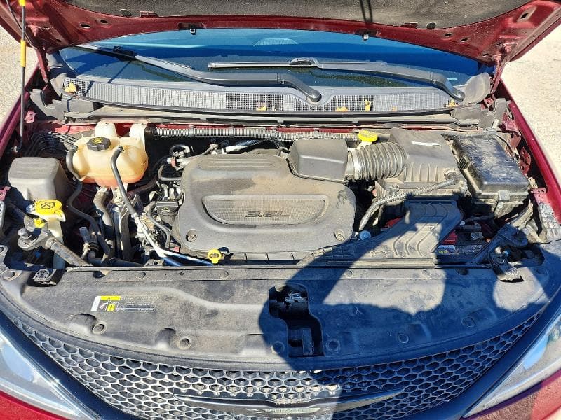 2020 CHRYSLER PACIFICA TOURING L 12