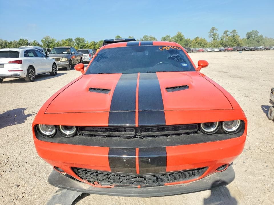 2022 DODGE CHALLENGER SXT 5
