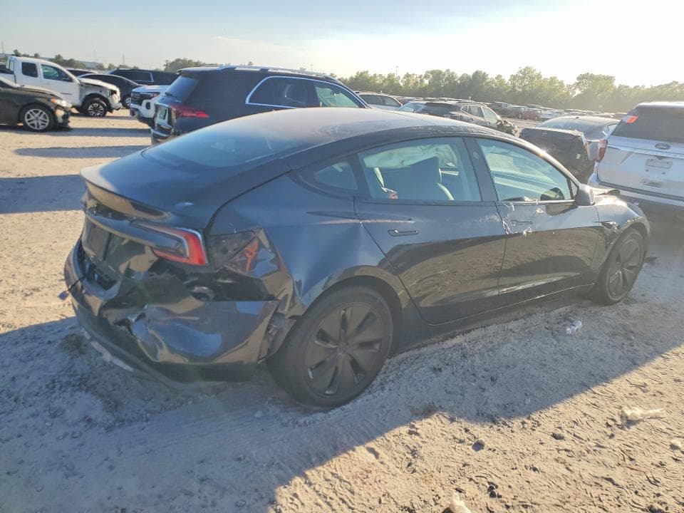 2024 TESLA MODEL 3 3