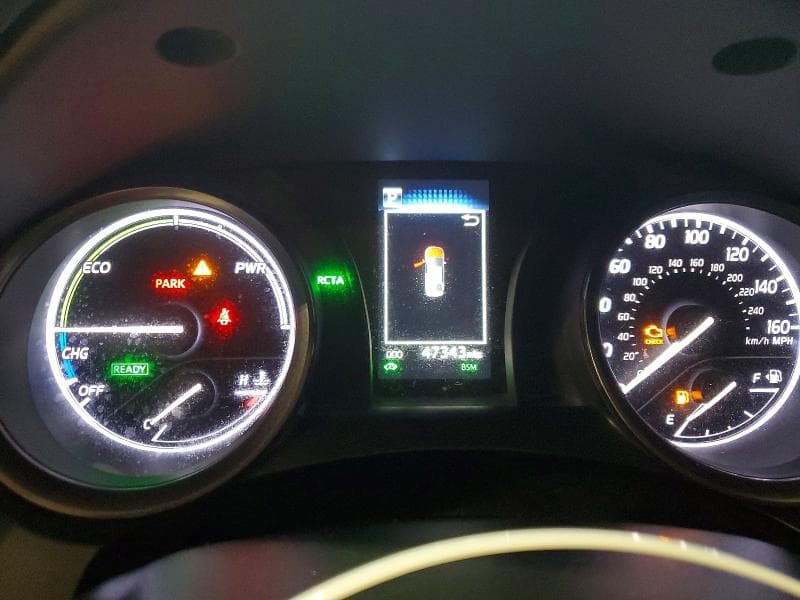 2022 TOYOTA CAMRY HYBRID SE 9