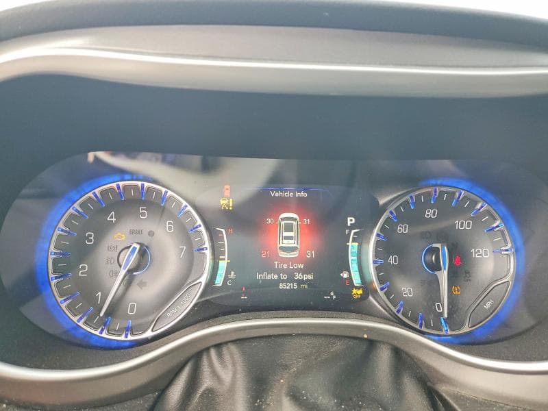 2023 CHRYSLER PACIFICA TOURING L 9
