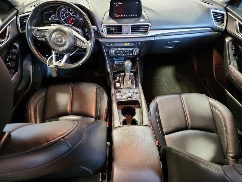 2017 MAZDA 3 TOURING 8