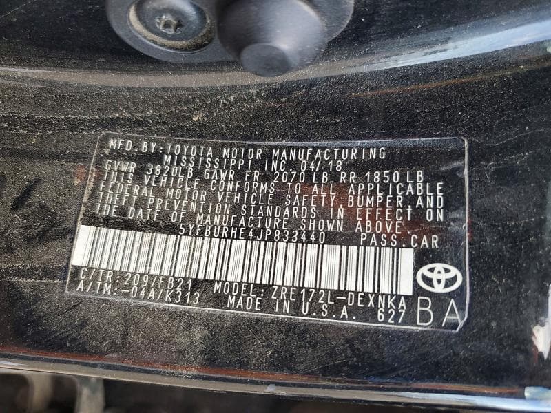 2018 TOYOTA COROLLA LE 12