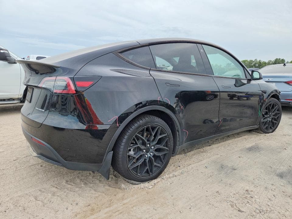 2023 TESLA MODEL Y 3