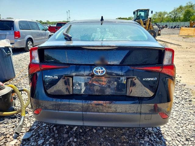 2021 TOYOTA PRIUS LE 6