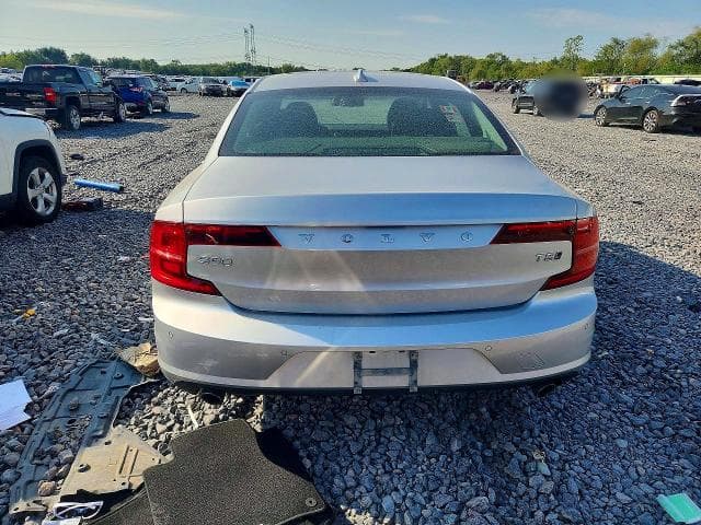 2018 VOLVO S90 T5 MOMENTUM 6
