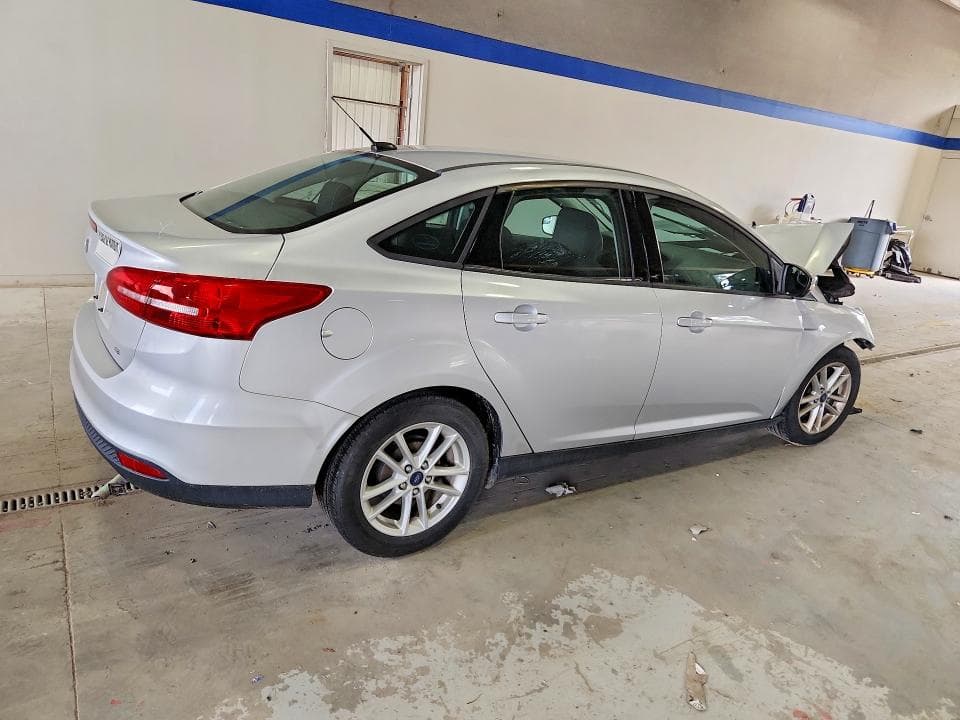 2017 FORD FOCUS SE 3