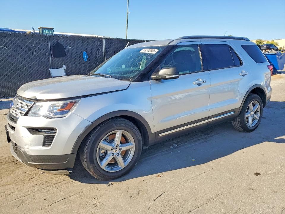 2019 FORD EXPLORER XLT - 1