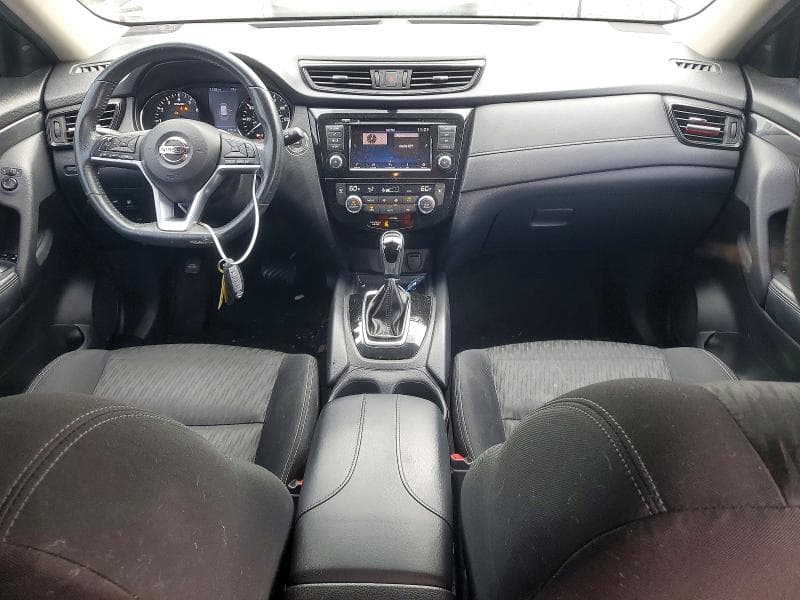 2018 NISSAN ROGUE SV 8