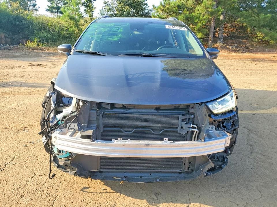 2021 CHRYSLER PACIFICA TOURING L 5