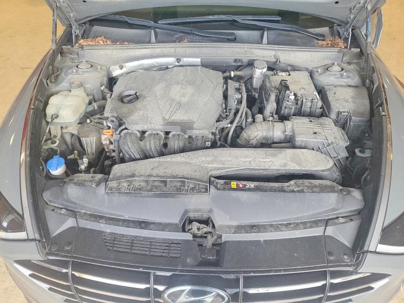 2021 HYUNDAI SONATA SE 11