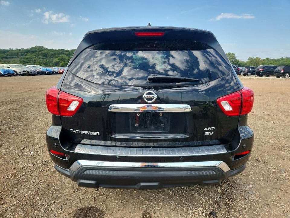 2017 NISSAN PATHFINDER SV 6