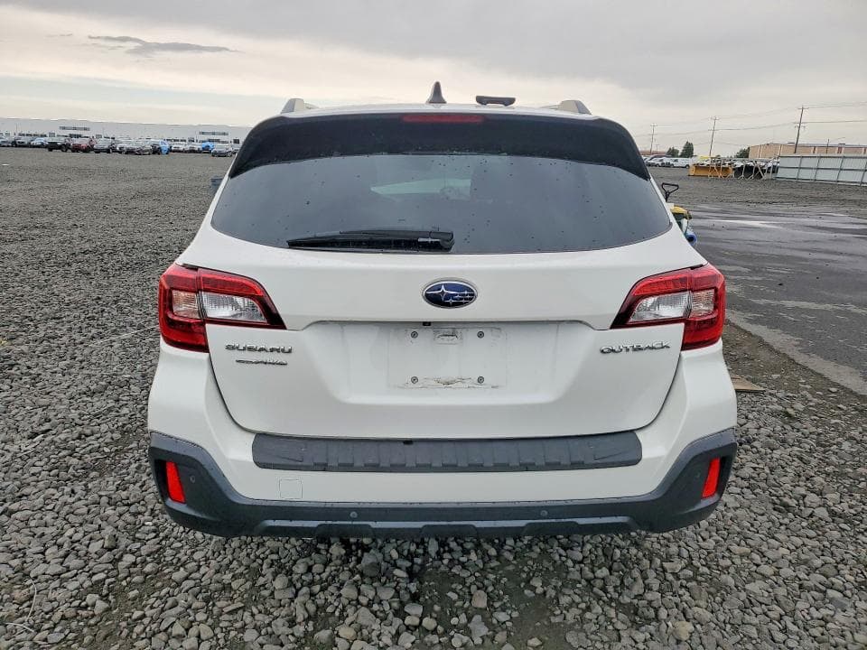 2018 SUBARU OUTBACK TOURING 6