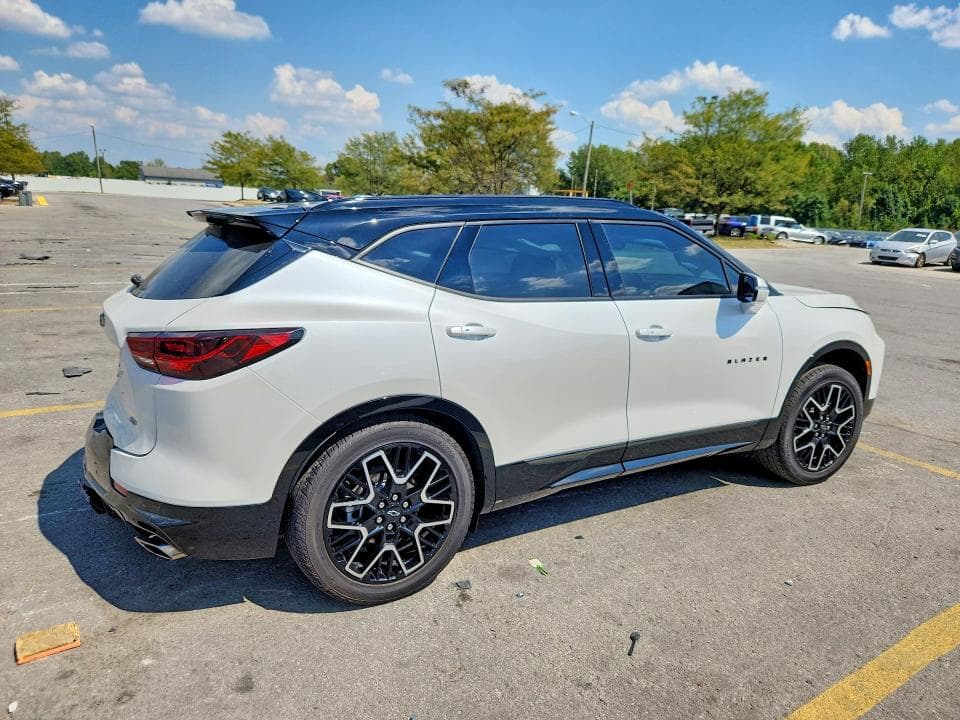 2024 CHEVROLET BLAZER RS 3