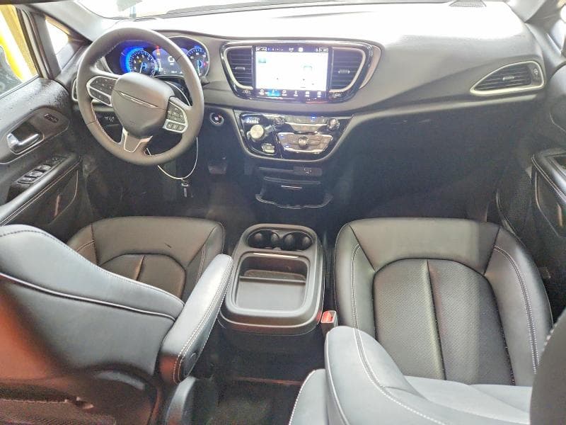 2027 CHRYSLER PACIFICA SELECT 8