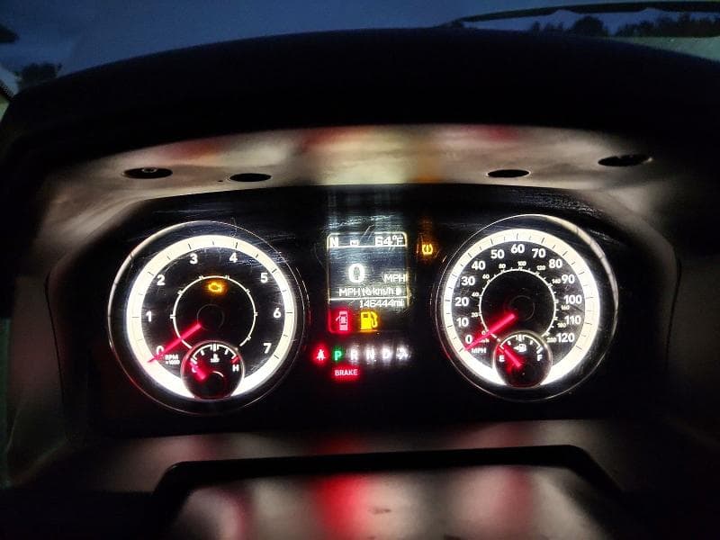 2017 RAM 1500 SLT 9
