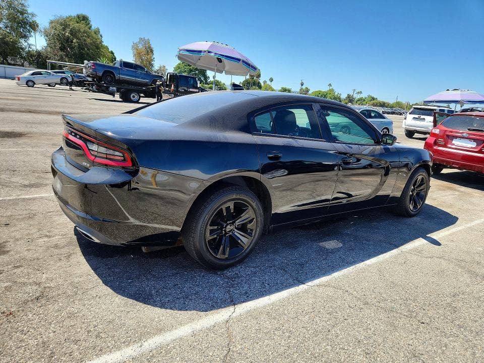 2017 DODGE CHARGER SXT 3