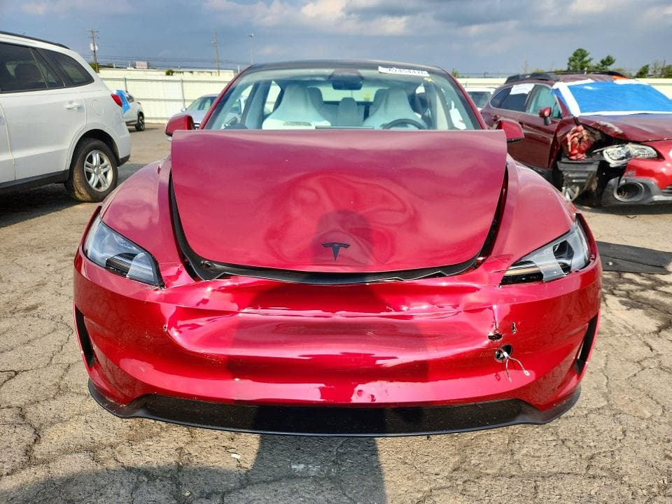 2026 TESLA MODEL 3 5