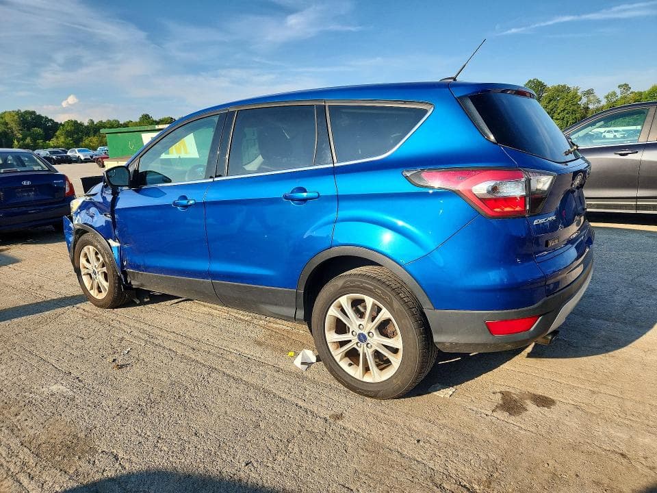2017 FORD ESCAPE SE 2