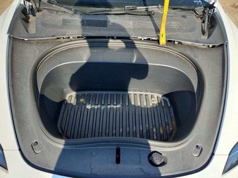 2025 TESLA MODEL 3 12