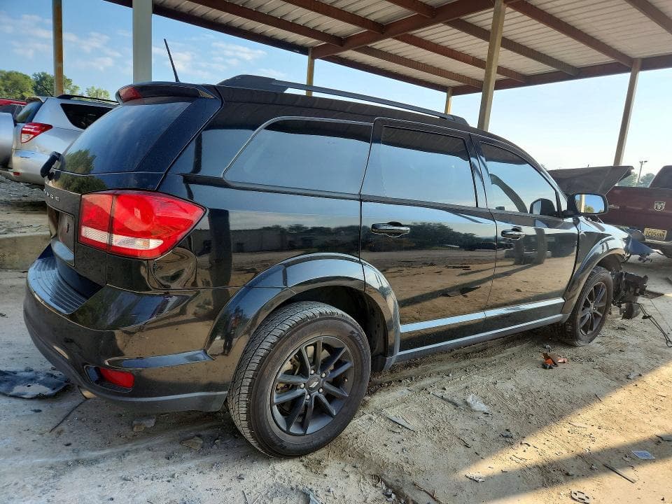 2019 DODGE JOURNEY SE 3