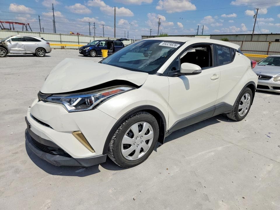 2019 TOYOTA C-HR LE