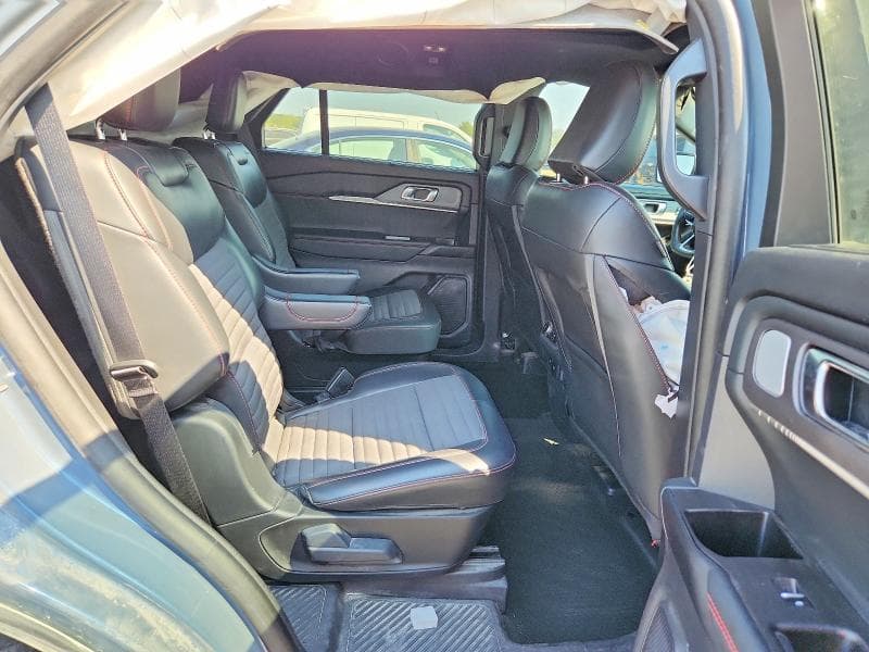 2025 FORD EXPLORER ST-LINE 11