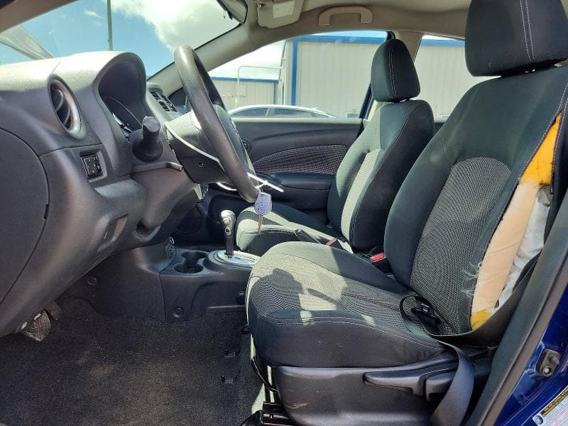 2019 NISSAN VERSA SV 7