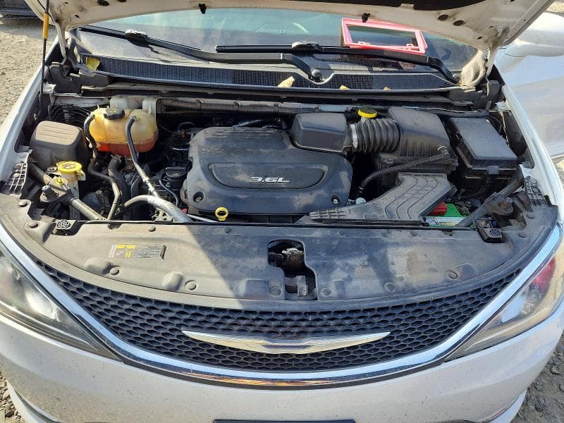 2017 CHRYSLER PACIFICA TOURING L 12