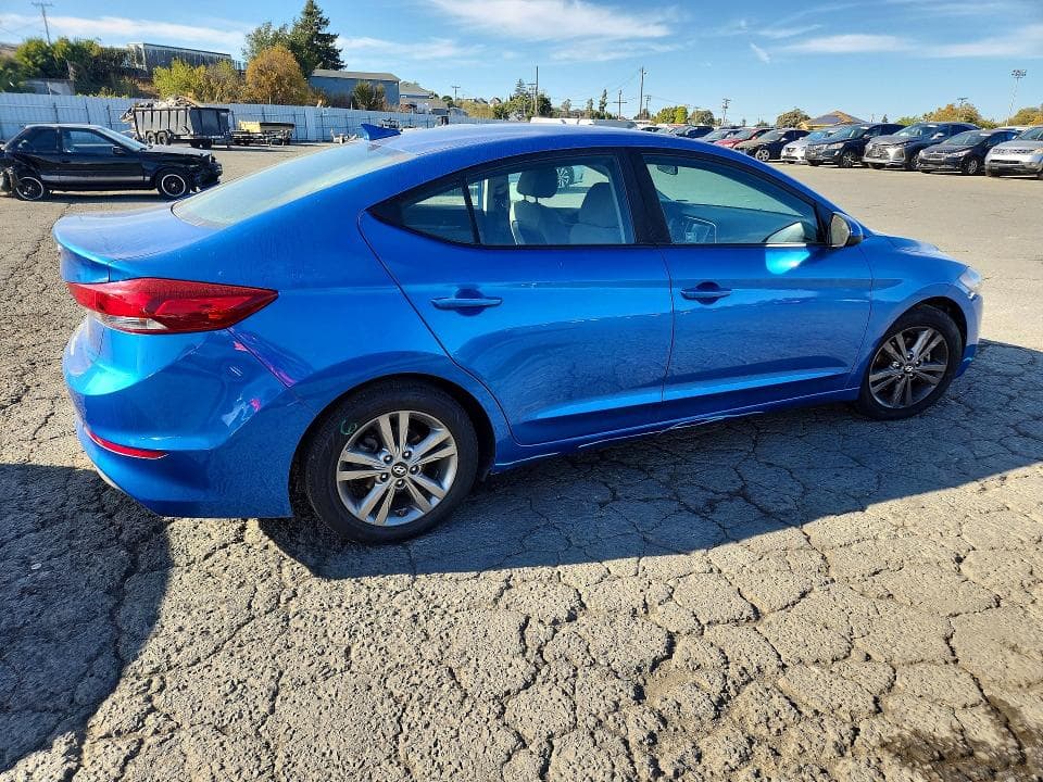 2018 HYUNDAI ELANTRA SEL 3