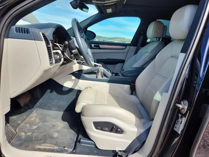 2022 PORSCHE CAYENNE 7