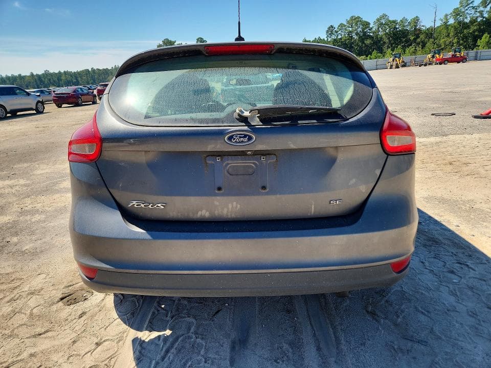 2018 FORD FOCUS SE 6