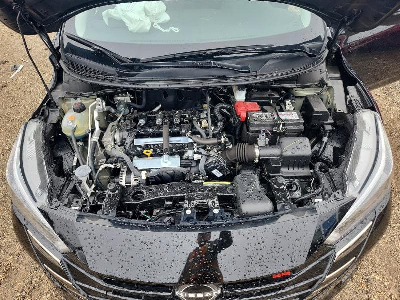 2025 NISSAN VERSA SR 11