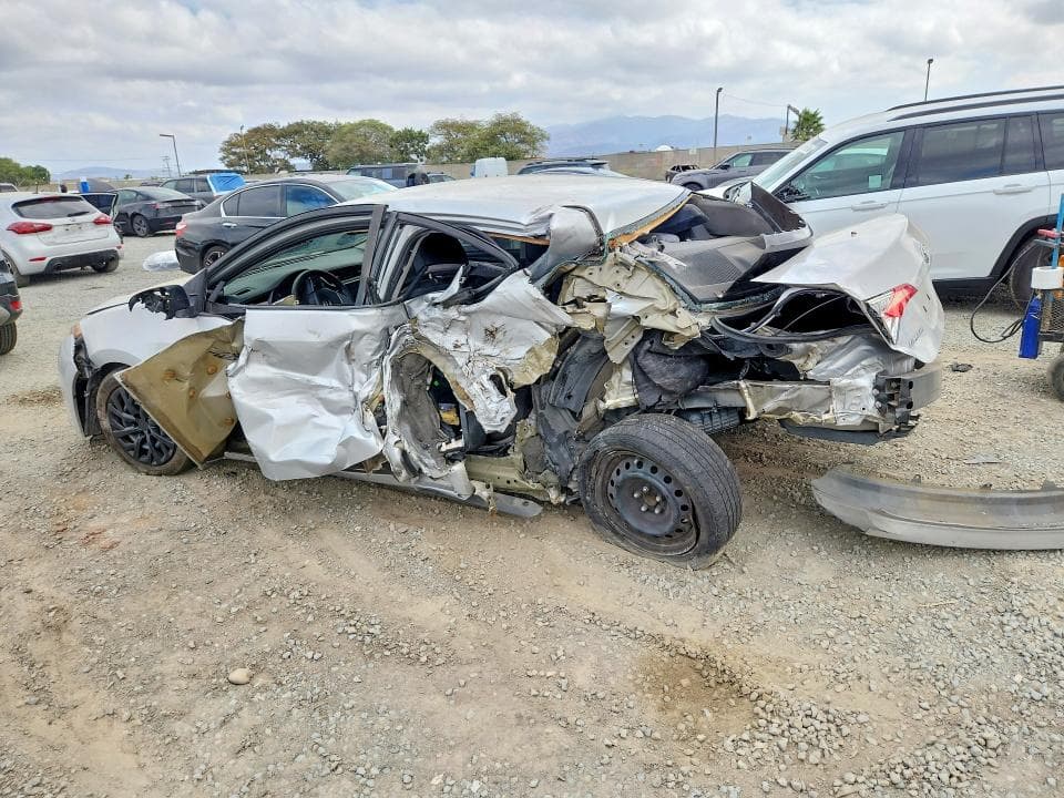 2018 TOYOTA COROLLA LE 2