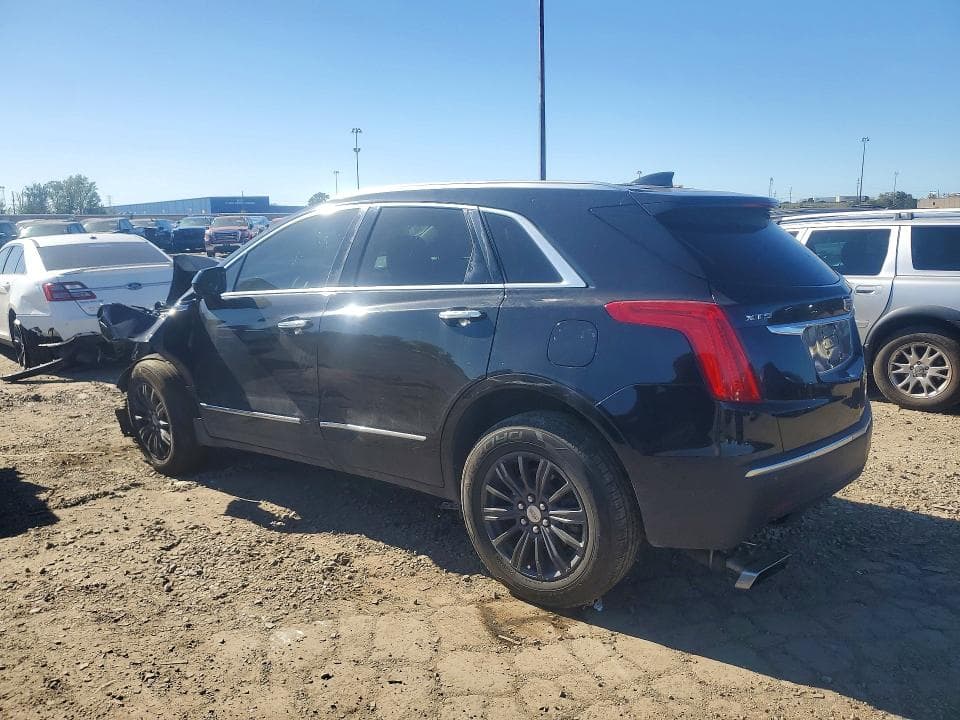 2017 CADILLAC XT5 LUXURY 2