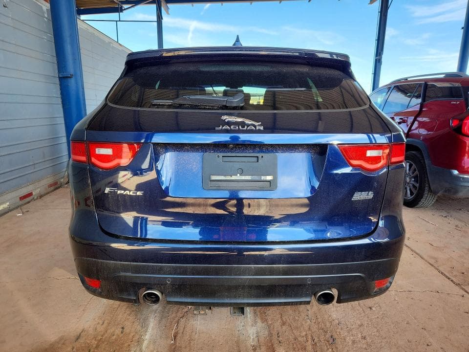 2017 JAGUAR F-PACE R - SPORT 6