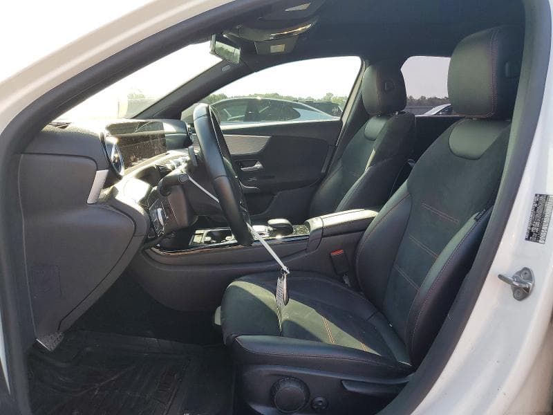 2022 MERCEDES-BENZ A 220 4MATIC 7