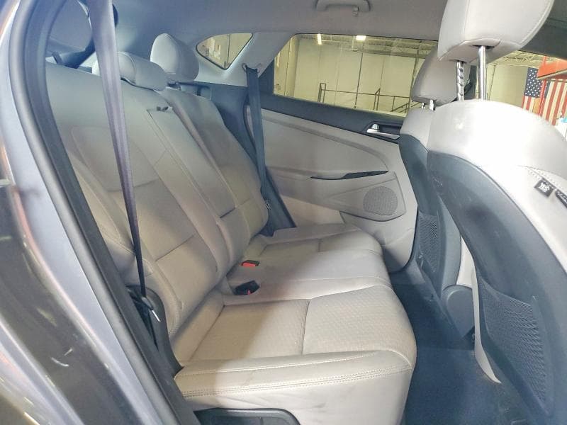 2019 HYUNDAI TUCSON SE 11