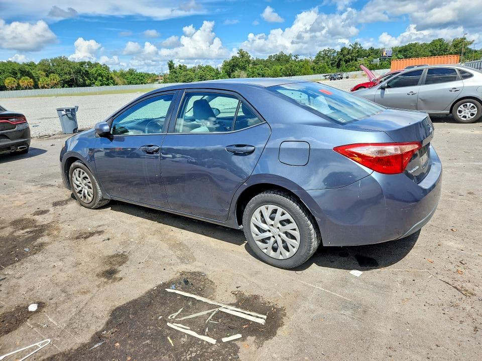2017 TOYOTA COROLLA LE 2