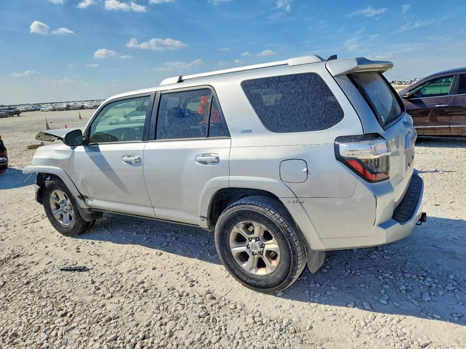 2018 TOYOTA 4RUNNER SR5 2
