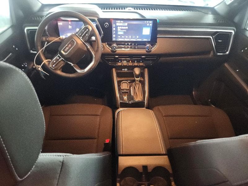 2026 GMC CANYON ELEVATION 8