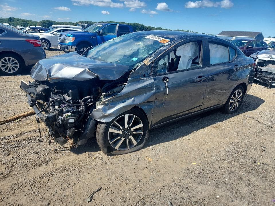 2025 NISSAN VERSA SV