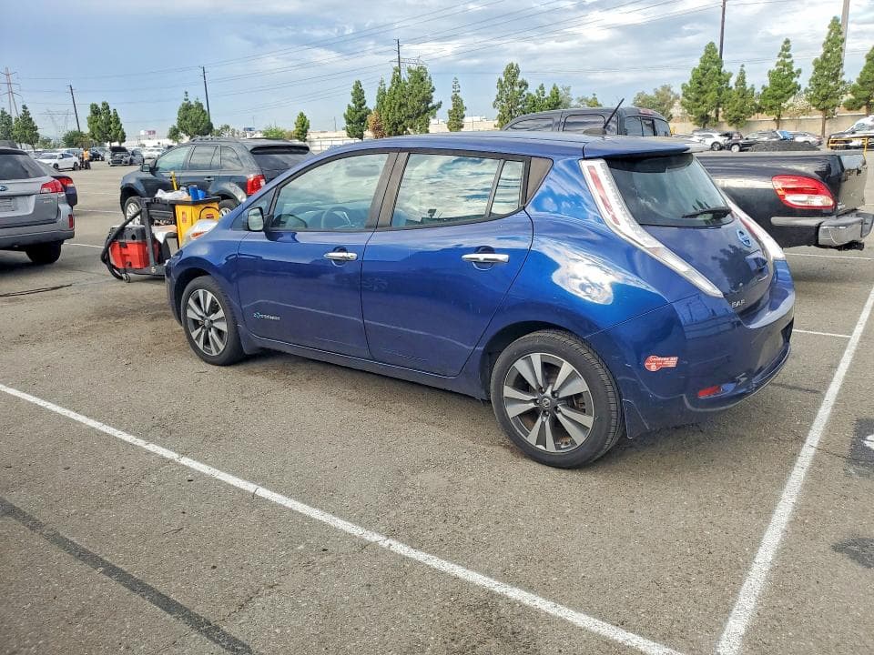 2017 NISSAN LEAF SL 2