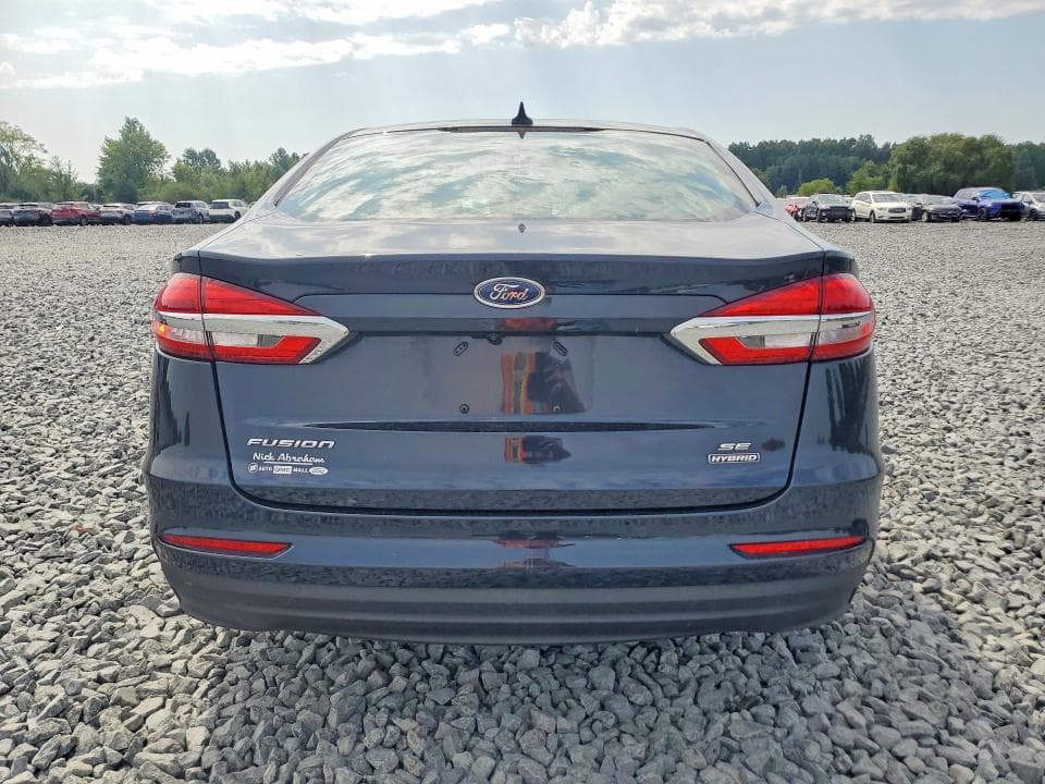 2020 FORD FUSION SE 6