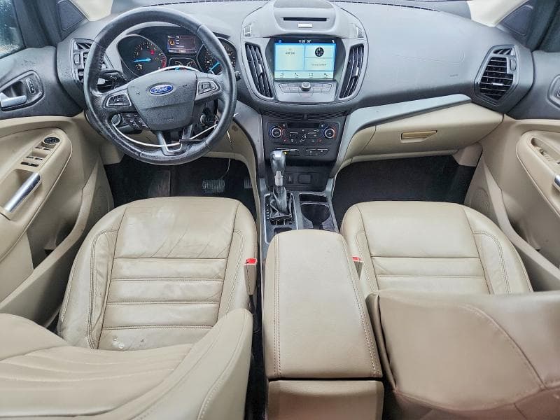 2017 FORD ESCAPE SE 8