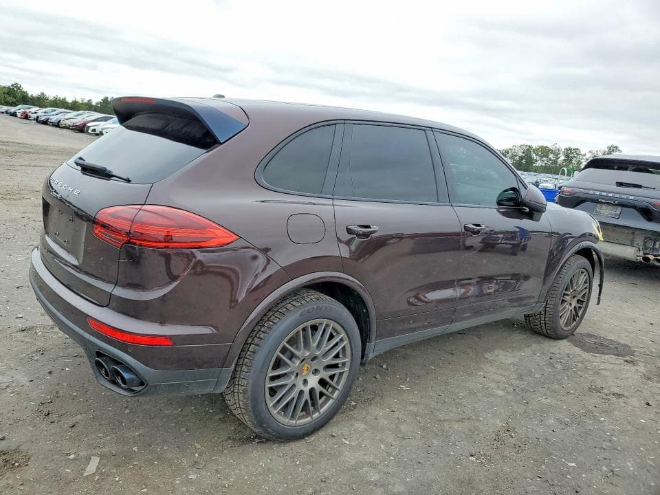 2017 PORSCHE CAYENNE 3