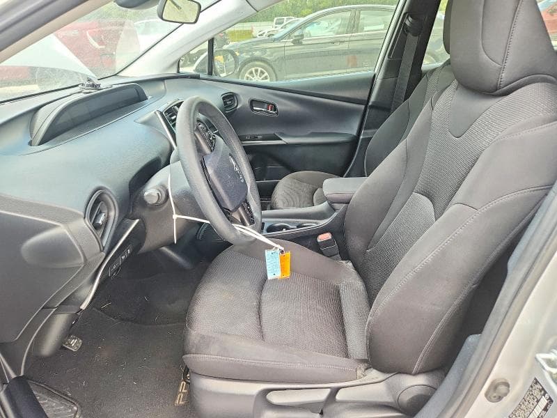 2019 TOYOTA PRIUS LE 7
