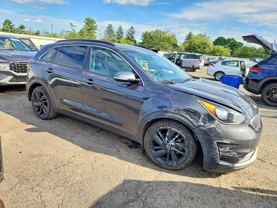2019 KIA NIRO S TOURING 4
